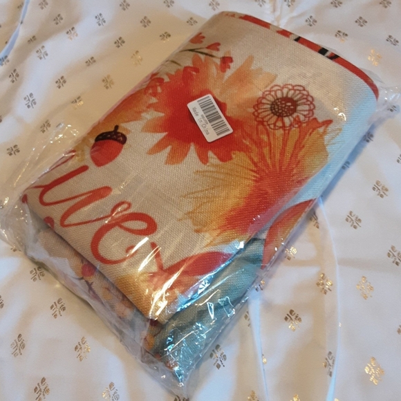 NEW Set of 4 Fall/Thanksgiving Pillowcovers - nice bright fall colors! - Picture 11 of 11